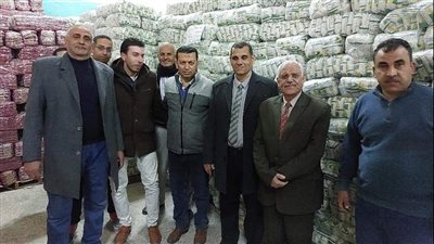 ضبط 3 أطنان أرز وسكر بحوزة مسؤول لشركة سلع غذائية بجنوب سيناء 