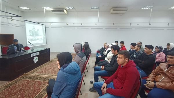 جانب من الورشة