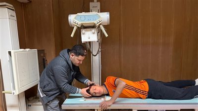 ألفاظ نابية وتكسير عظام في مباراة الشمس ومركز شباب الجزيرة |صور