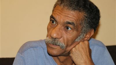 الوجه الآخر لـ أبو العروسة.. طليقة سيد رجب الأمريكية: طردني من بيتنا وينكر حقوقي