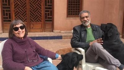 طليقة الفنان سيد رجب الأمريكية: حرمني من النفقة ومنعني من دخول منزلي | فيديو 