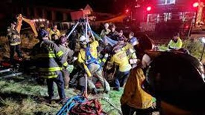 عملية مُعجزة.. انتشال رجل علق داخل أنبوب تصريف ليومين بسبب عاصفة في كاليفورنيا 