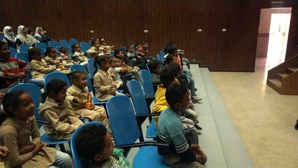 جانب من الندوة