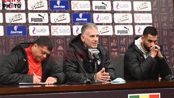 كيروش خلال المؤتمر