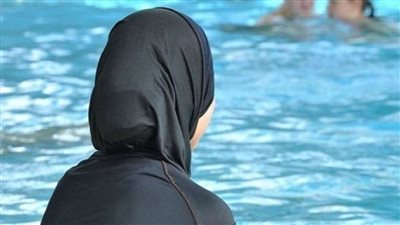 اليوم.. نظر دعوى إلغاء منع نزول المحجبات حمامات السباحة بالأندية والفنادق 
