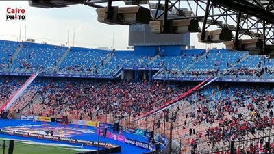 توافد جماهيري على مدرجات ستاد القاهرة لمساندة منتخب مصر أمام السنغال | بث مباشر