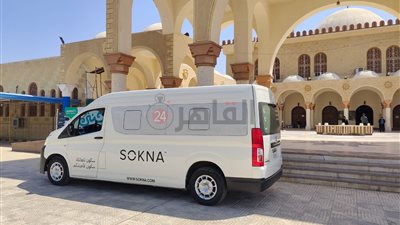 وصول جثمان أحمد حلاوة لمسجد المجمع الإسلامي استعدادًا لصلاة الجنازة عليه |صور