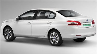 منافس شرس لـ بيجو 408.. دونج فينج تكشف عن سياراتها الجديدة