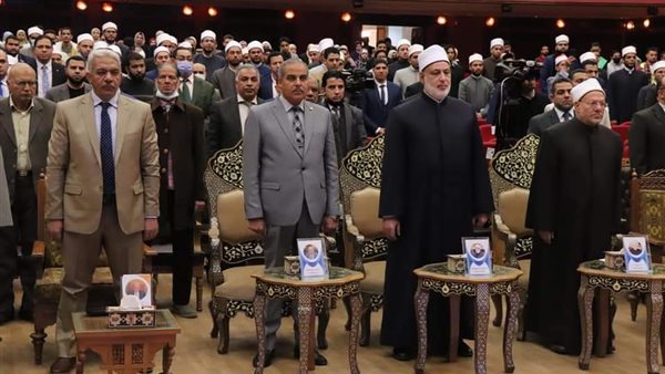  الدكتور محمد الضويني،