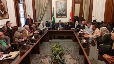 عبد السند يمامة يقرر إدراج لجنة مستقلة باسم اتحاد العمال الوافدين ضمن تشكيل هيئات حزب الوفد