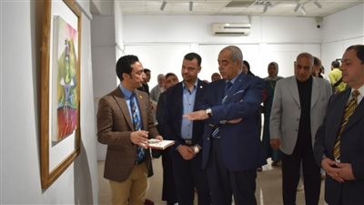 انطلاق معرض 1981 للفنان التشكيلي أحمد جمال عيد| صور