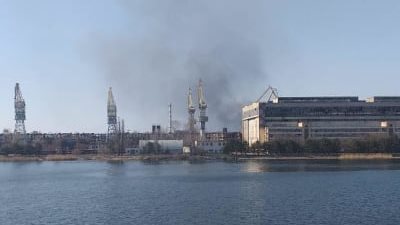 بحارة مصريون بأوكرانيا يستغيثون: عالقون على مركب تجاري منذ شهر ونريد العودة | بث مباشر 