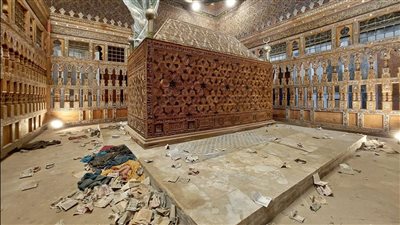 الآثار: صور الأموال والملابس المتداولة لضريح الإمام الشافعي حديثة.. والأوقاف تنفي