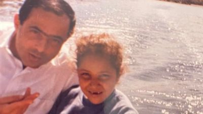 ابنة سعيد صالح تنعى عهدي صادق: ماعرفش غيره توأم روح لبابا