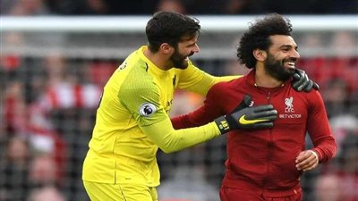 محمد صلاح وأليسون بيكر جاهزان لمواجهة مانشستر يونايتد فى الدوري الإنجليزي