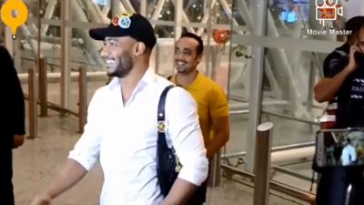 شاهد.. محمد رمضان يقابل منتخب مصر للجودو بمطار كازابلانكا (فيديو)