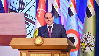 رئيس تويوتا ووفد مستثمرين مصريين بالخارج.. تعرف على نشاط السيسي في أسبوع