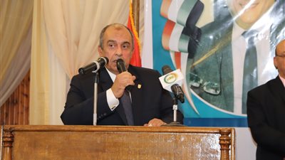 لأبناء الشهداء وأهالي سيناء.. إصدار تراخيص تشغيل مشروعات الثروة الحيوانية والداجنة مجانًا