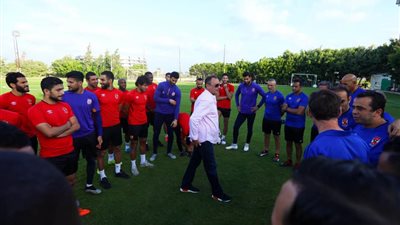 خبير لوائح يكشف العقوبة المتوقعة ضد الأهلي حال عدم لعب مباراة الجونة