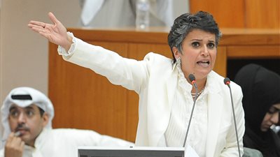 صفاء الهاشم تهاجم السفارة المصرية بالكويت بعد اتهامها لمواطن بتصوير جهة دبلوماسية