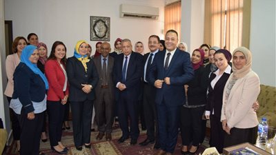 رئيس هيئة النيابة الإدارية يتفقد عدد من النيابات فى محافظة القاهرة