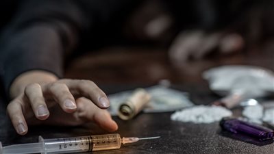 56 قضية و70 متهمًا.. حملة موسعة لضبط تجار المخدرات في محيط المدارس والجامعات والمعاهد