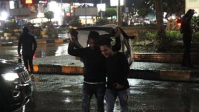 رعد وبرق وأمطار غزيرة فى سماء الغربية.. والمحافظة ترفع حالة الطوارئ