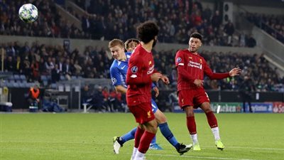 ليفربول يضيف الهدف الثاني في شباك جينك بدوري الأبطال (فيديو)
