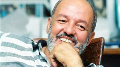 في ذكرى ميلاده.. تعرف على مشوار المخرج محمد خان الفني 