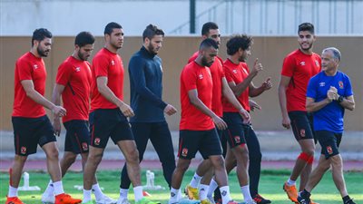 الأهلي يواصل مرانه على ملعب التتش اليوم