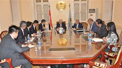 وزير التعليم يبحث مع سفير الصين بالقاهرة تدريس اللغة الصينية في المدارس المصرية (صور)