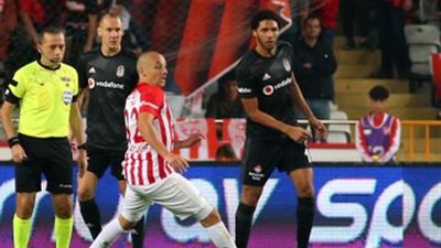 بمشاركة محمد النني.. بشكتاش يفوز على أنطاليا سبور في الدوري التركي