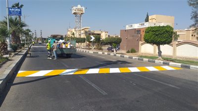 جهاز مدينة السادات يستجيب لرغبة السكان بعمل مطبات للتهدئة بطريق “البراميتر”