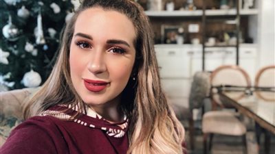 أسما شريف منير تغلق حسابها على “فيس بوك” بسبب الشعراوي