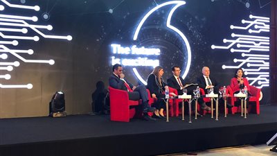 رئيس فودافون: رؤية الحكومة 2030 للتحول الرقمي تتناغم مع أهداف الشركة (صور)