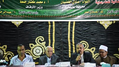 محافظ بورسعيد يشهد احتفالية مركز شباب الاستاد بالمولد النبوي الشريف (صور)