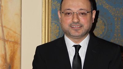 أشرف عبد المنعم يبدأ أولى حلقات برنامجه «في النور» على “CTV”