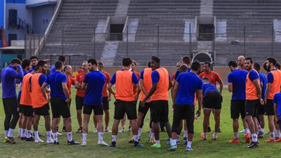 مران الأهلي.. محاضرة للاعبين وتدريبات شاقة للحراس وعودة الشيخ وحسين السيد