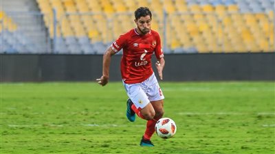 الأهلي يبدأ إجراءات سفر حمدي فتحي لألمانيا