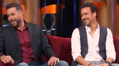 أحمد السعدني وأحمد داود ضيفا أمير كرارة في “سهرانين” (فيديو)