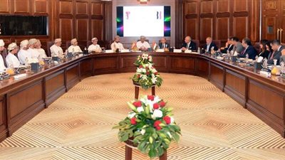 وزير التجارة والصناعة: 412 مليون دولار حجم التبادل التجاري مع سلطنة عمان