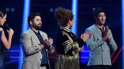 سميرة سعيد تعطي القرار لأحلام باختيار مشتركي فريقها