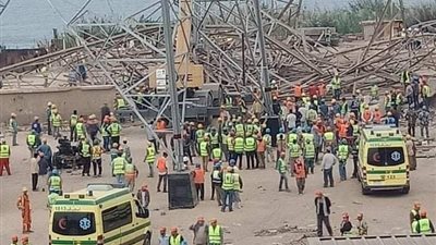 عاجل.. سقوط برج كهرباء ضخم بمنطقة الوراق.. وأنباء عن سقوط ضحايا ومصابين (صور)