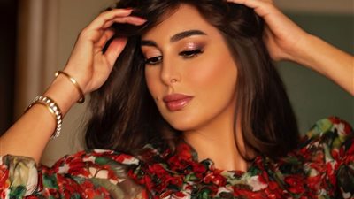 ياسمين صبري “كلاسيكية” في أحدث جلسة تصوير (صورة وفيديو)