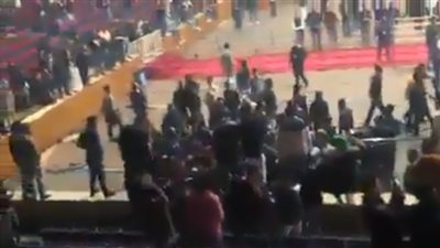 حفل حمو بيكا في الأردن يتحول إلى مشاجرة وفوضى بين الجمهور (فيديو)