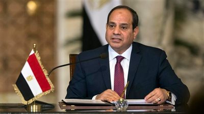 السيسي يدعو المستثمرين لنقل استثماراتهم إلى إفريقيا بعد تهيئة المناخ من الحكومة