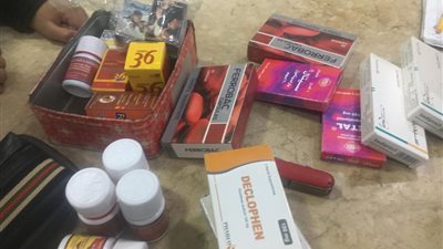 تشميع صيدلية وضبط 10 آلاف عبوة أدوية “مُهربة” بالشرقية (صور)