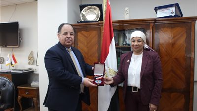 وزير المالية يُوجه بالاستمرار في تنفيذ برنامج تطوير الضرائب العقارية