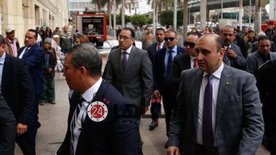 استدعاء خبراء المفرقعات بعد اقتحام سيارة لكمين حراسة منزل رئيس الوزراء بالشيخ زايد