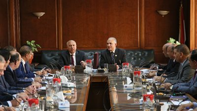 كامل الوزير يوجه بإعفاء “معدات الري” من رسوم المرور خلال فترات الطوارئ والسيول